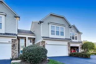 765 Pointe Dr, Crystal Lake, IL 60014 - Photo 1