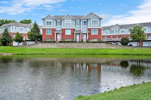 354 Country Club Dr, Prospect Heights, IL 60070 - Photo 1