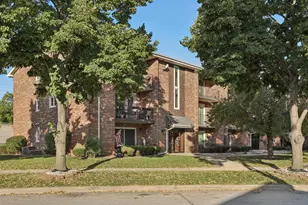 13050 S Marquette Ave, Chicago, IL 60633 - Photo 1