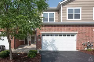 2390 N Newberry Ln, Palatine, IL 60074 - Photo 1