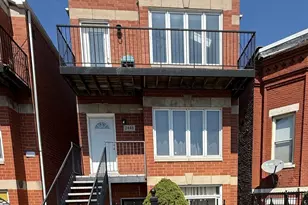 2448 W Grenshaw St, Chicago, IL 60612 - Photo 1