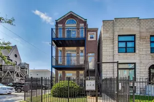 4244 S Langley Ave, Chicago, IL 60653 - Photo 1