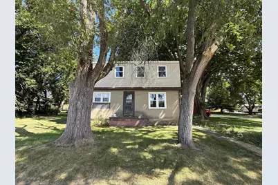 611 N Strong Avenue, Spring Valley, IL 61362 - Photo 1