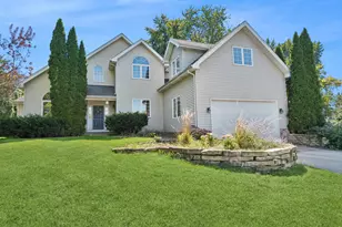 29W715 Branch Ave, Warrenville, IL 60555 - Photo 1