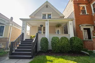 3721 W Eddy St, Chicago, IL 60618 - Photo 1