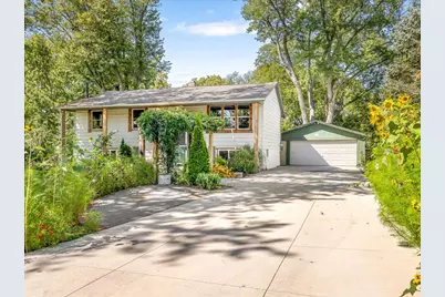 5825 Kirkwood Drive, Rockford, IL 61109 - Photo 1