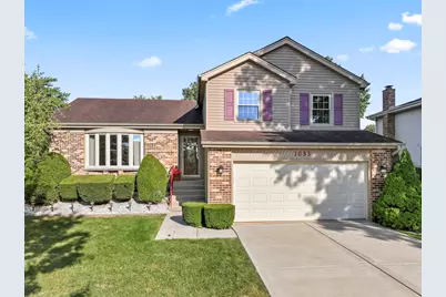 1093 Gloria Drive, Elk Grove Village, IL 60007 - Photo 1