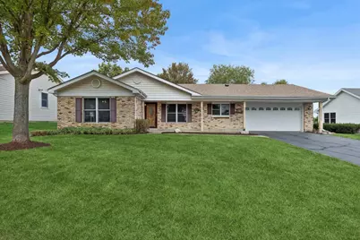 1362 S Parkview Terrace, Algonquin, IL 60102 - Photo 1