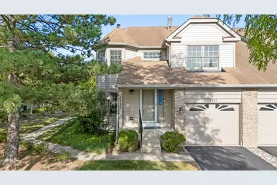 3157 N Daniels Court #3157, Arlington Heights, IL 60004 - Photo 1