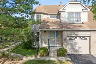 3157 N Daniels Ct, Arlington Heights, IL 60004 - Photo 1