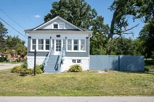 830 Porter St, Joliet, IL 60432 - Photo 1