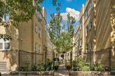 1338 W Estes Avenue #3N, Chicago, IL 60626 - Photo 1