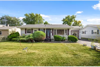 7837 W 82nd Place, Bridgeview, IL 60455 - Photo 1