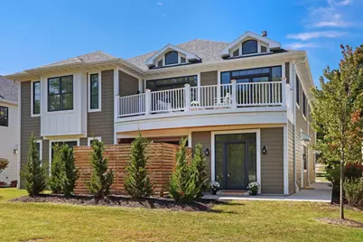 565 Mill Street, Fontana, WI 53125 - Photo 1