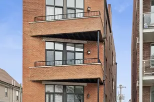 2438 N Clybourn Ave, Chicago, IL 60614 - Photo 1