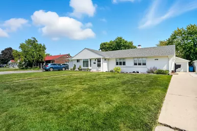 8755 S Corcoran Road, Hometown, IL 60456 - Photo 1