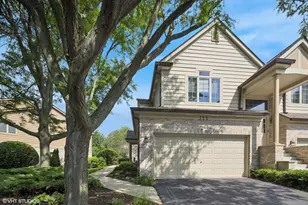 122 Santa Fe Ln, Willow Springs, IL 60480 - Photo 1