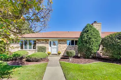 7555 W Willowood Court, Orland Park, IL 60462 - Photo 1