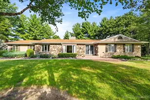 36W068 Indian Mound Rd, Saint Charles, IL 60174 - Photo 1