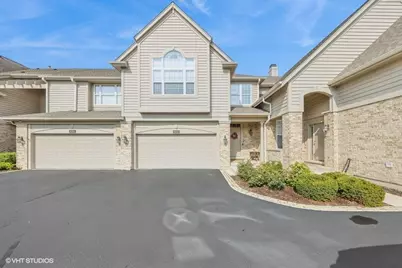 6262 Edgebrook Lane E, Indian Head Park, IL 60525 - Photo 1