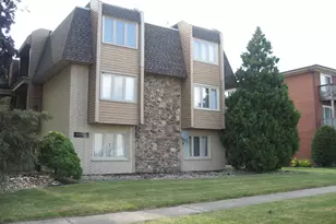 10440 S Mayfield Ave, Oak Lawn, IL 60453 - Photo 1