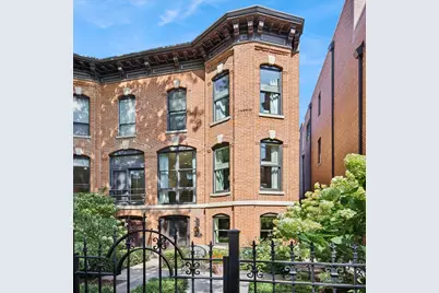 818 W Lill Avenue, Chicago, IL 60614 - Photo 1