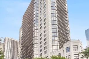 33 W Delaware Pl, Chicago, IL 60610 - Photo 1