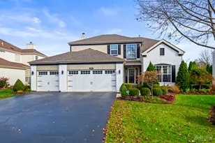 892 Audubon Ln, Aurora, IL 60506 - Photo 1