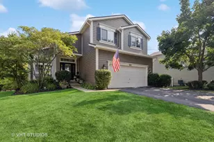 7631 Beringer Ct, Gurnee, IL 60031 - Photo 1