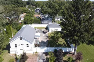 532 Cayuga St, Joliet, IL 60432 - Photo 1