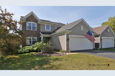 249 Jasmine Circle, Lindenhurst, IL 60046 - Photo 1