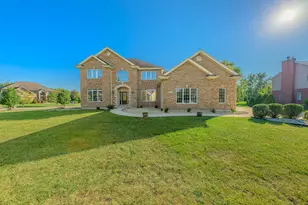 22430 Woodland Ln, Frankfort, IL 60423 - Photo 1