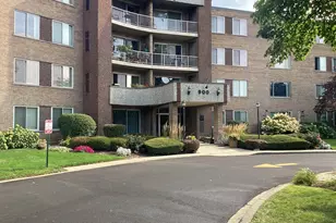 900 E Wilmette Rd, Palatine, IL 60074 - Photo 1