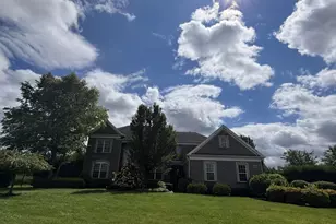 2405 Wembley Ct, Gurnee, IL 60031 - Photo 1