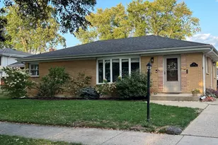 1321 N Mitchell Ave, Arlington Heights, IL 60004 - Photo 1