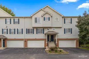 449 Evergreen Cir, Gilberts, IL 60136 - Photo 1