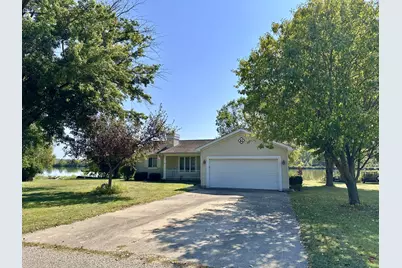 22710 1075 North Avenue, Princeton, IL 61356 - Photo 1