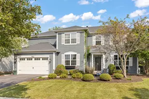 812 Metropolitan Ave, Bolingbrook, IL 60490 - Photo 1