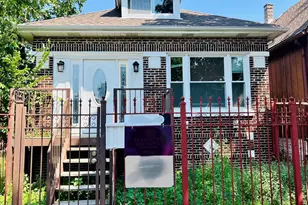 5121 S Trumbull Ave, Chicago, IL 60632 - Photo 1