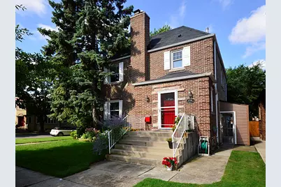 6700 N Fairfield Avenue, Chicago, IL 60645 - Photo 1