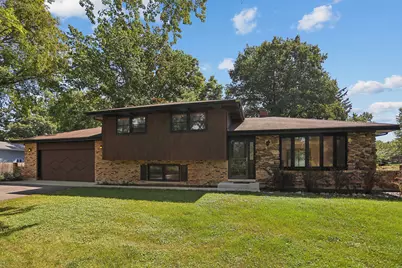 30W535 Avard Road, West Chicago, IL 60185 - Photo 1