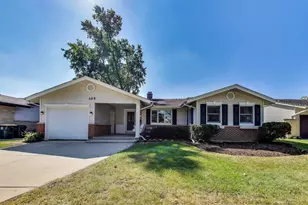 105 Crest Ave, Elk Grove Village, IL 60007 - Photo 1