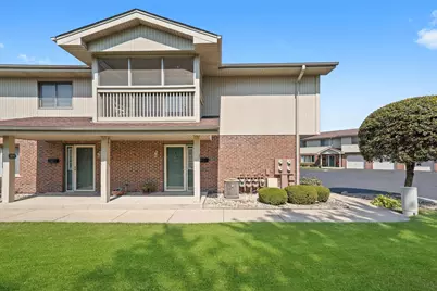 9029 W 111th Street #1D, Palos Hills, IL 60465 - Photo 1