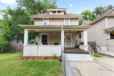 438 N Hinkley Avenue, Rockford, IL 61101 - Photo 1