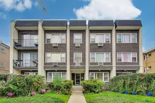 1615 W Howard St, Evanston, IL 60202 - Photo 1