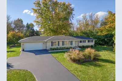 71 Flint Drive, Barrington, IL 60010 - Photo 1