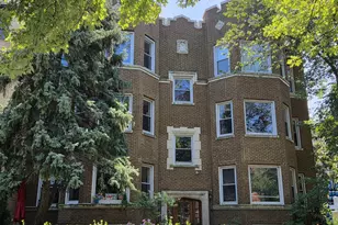 1135 W Farwell Ave, Chicago, IL 60626 - Photo 1