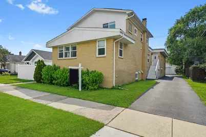 4322 Amelia Avenue, Lyons, IL 60534 - Photo 1