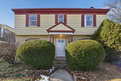 240 N Willow Road, Elmhurst, IL 60126 - Photo 1