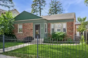 4886 N Austin Ave, Chicago, IL 60630 - Photo 1